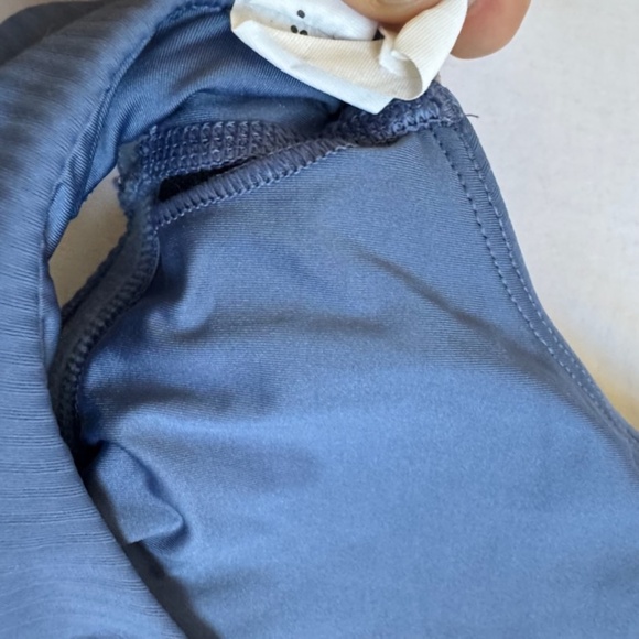 Lululemon Women Wunder Train Strappy Racer Bra Light Support A/B Cup, Size 8 - Picture 4 of 5